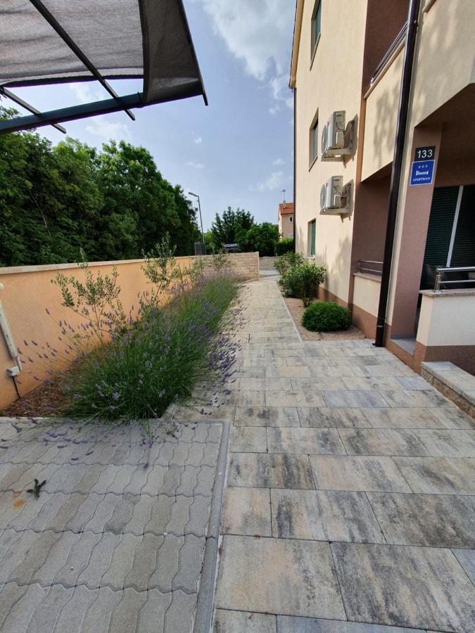 Teo Apartment Cizici Luaran gambar