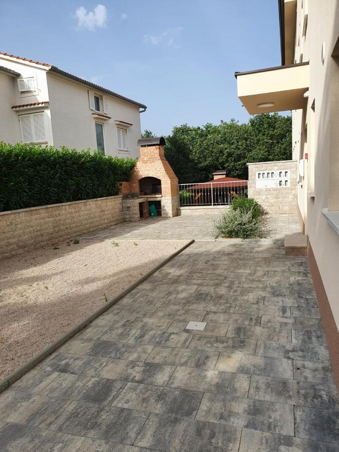 Teo Apartment Cizici Luaran gambar
