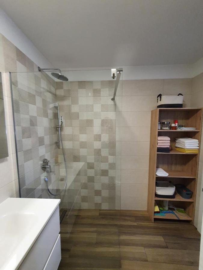 Teo Apartment Cizici Luaran gambar
